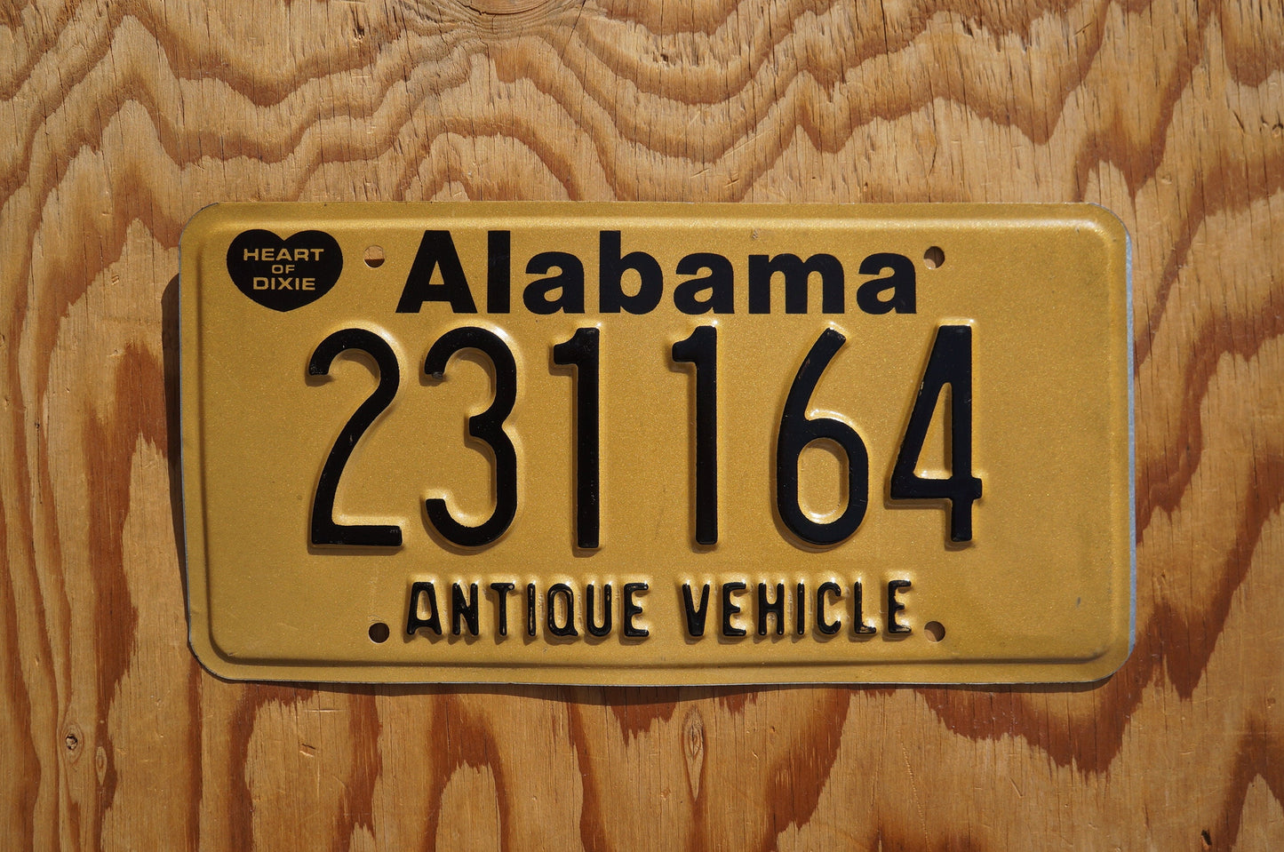Alabama Antique Vehicle License Plate: Heart of Dixie, Yellow Tag