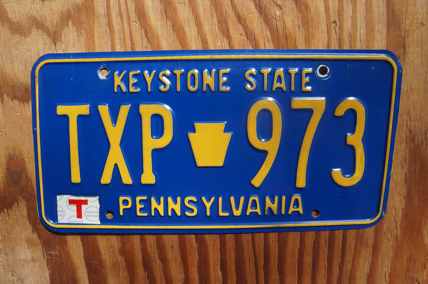 1980s Pennsylvania TRUCK KEYSTONE STATE Blue License Plate