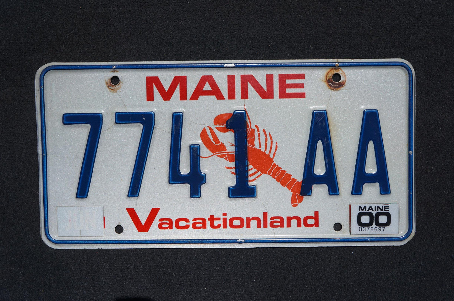 2000 Maine LOBSTER License Plate # 7741 AA - Vacationland