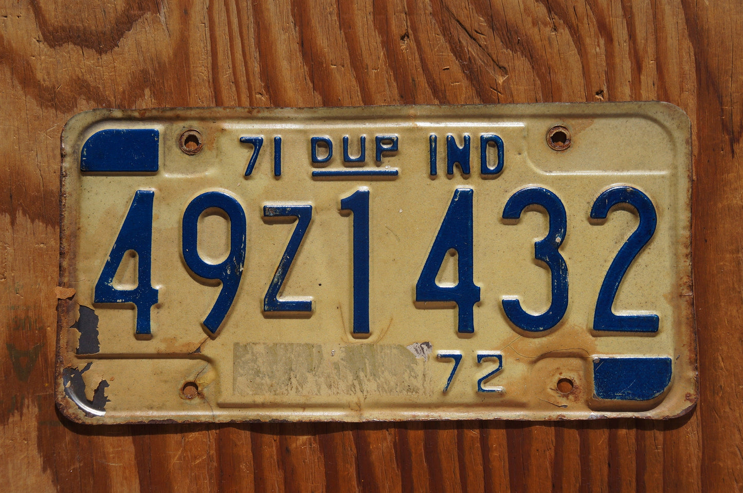 1971 1972 Indiana DUP Vintage license plate # 1432
