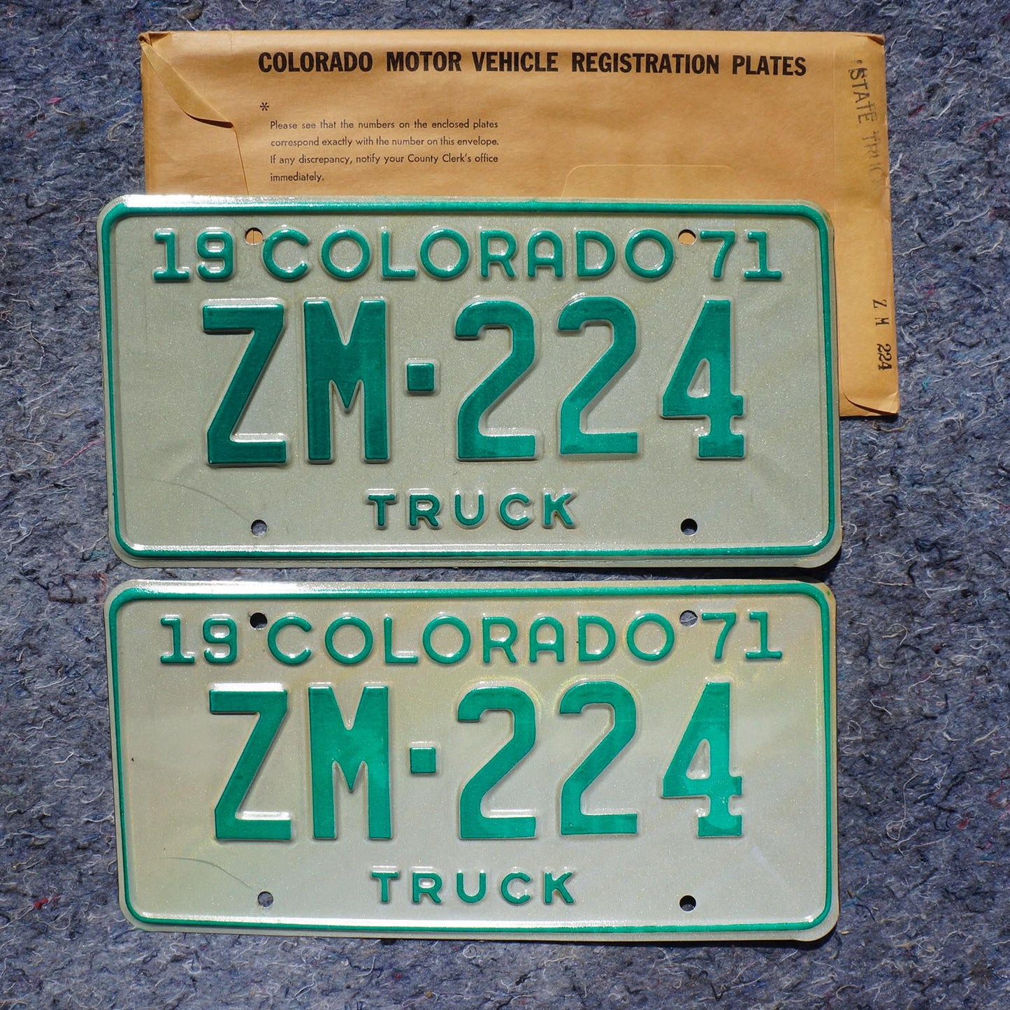 1971 Colorado Truck License Plate PAIR: Unused Condition