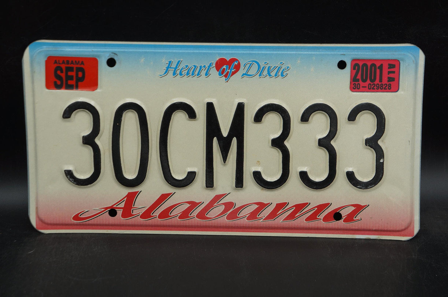 2001 Alabama HEART OF DIXIE License Plate # 30CM333