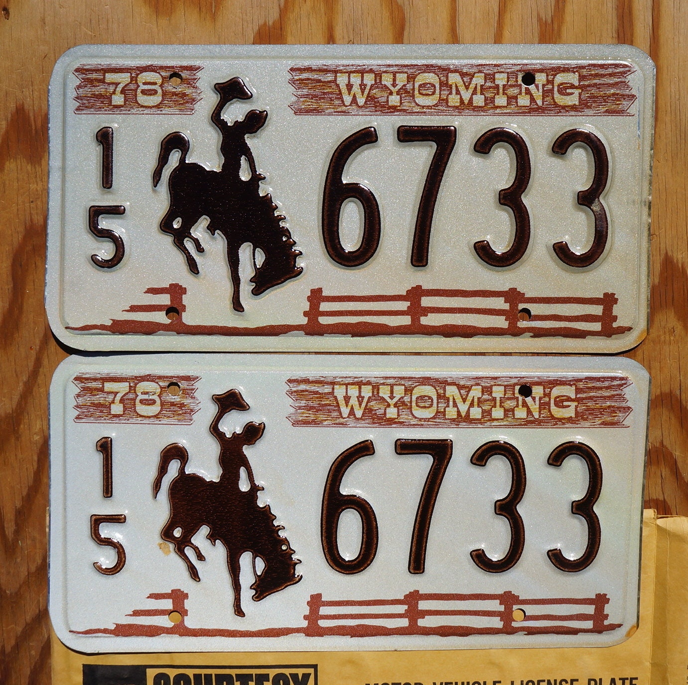 1978 Wyoming Cowboy License Plate Pair: Horse Fence Design