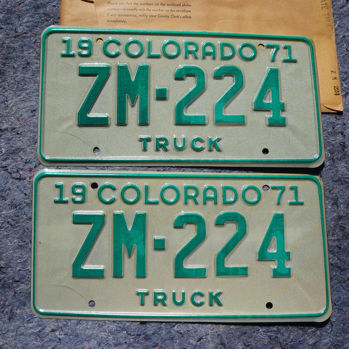 1971 Colorado Truck License Plate PAIR: Unused Condition