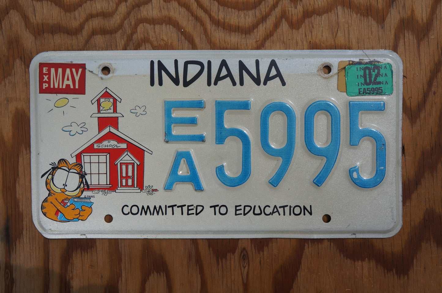 2002 Indiana COMMITTED TO EDUCATION Graphic License Plate - Garfield Cat School