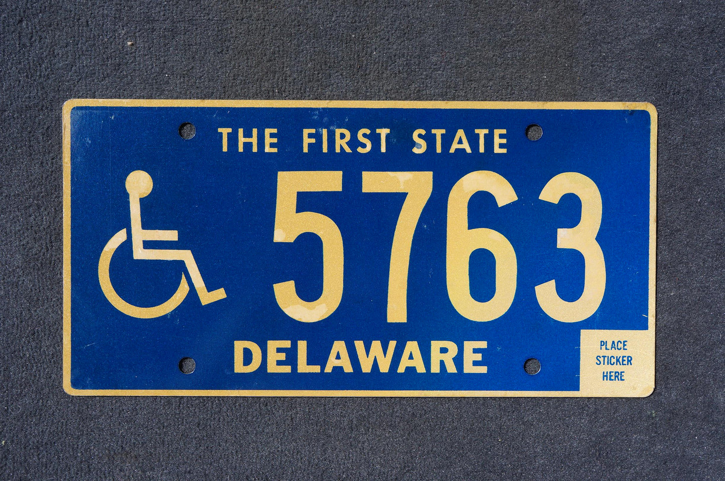 DELAWARE License Plate HANDICAP Wheelchair # 5763