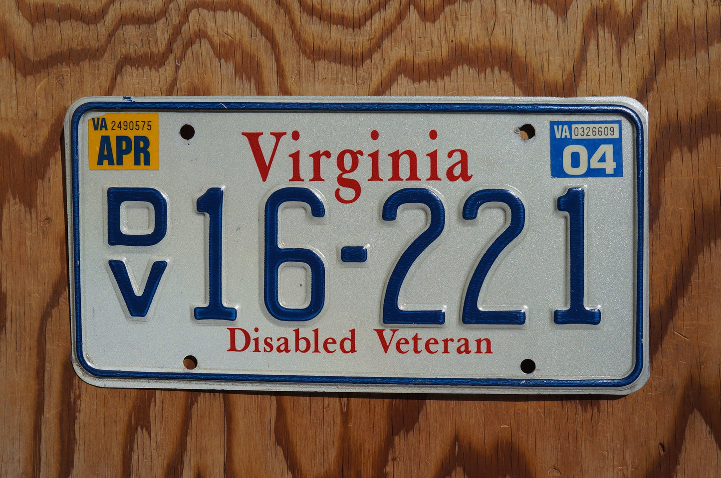 2004 Virginia DISABLED VETERAN Vintage License Plate # DV 16 - 221