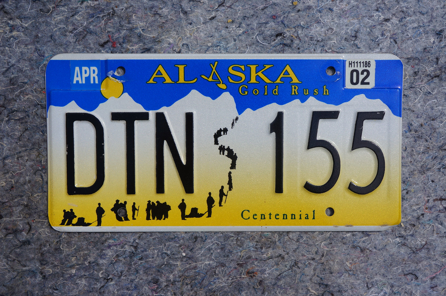 2002 ALASKA GOLD RUSH Centennial License Plate
