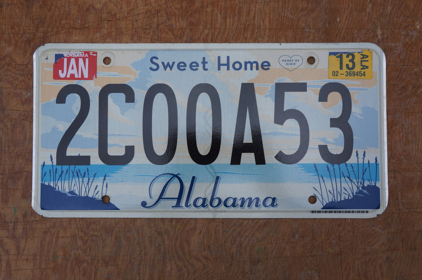 One or More - ALABAMA SWEET HOME Colorful Graphic License Plate