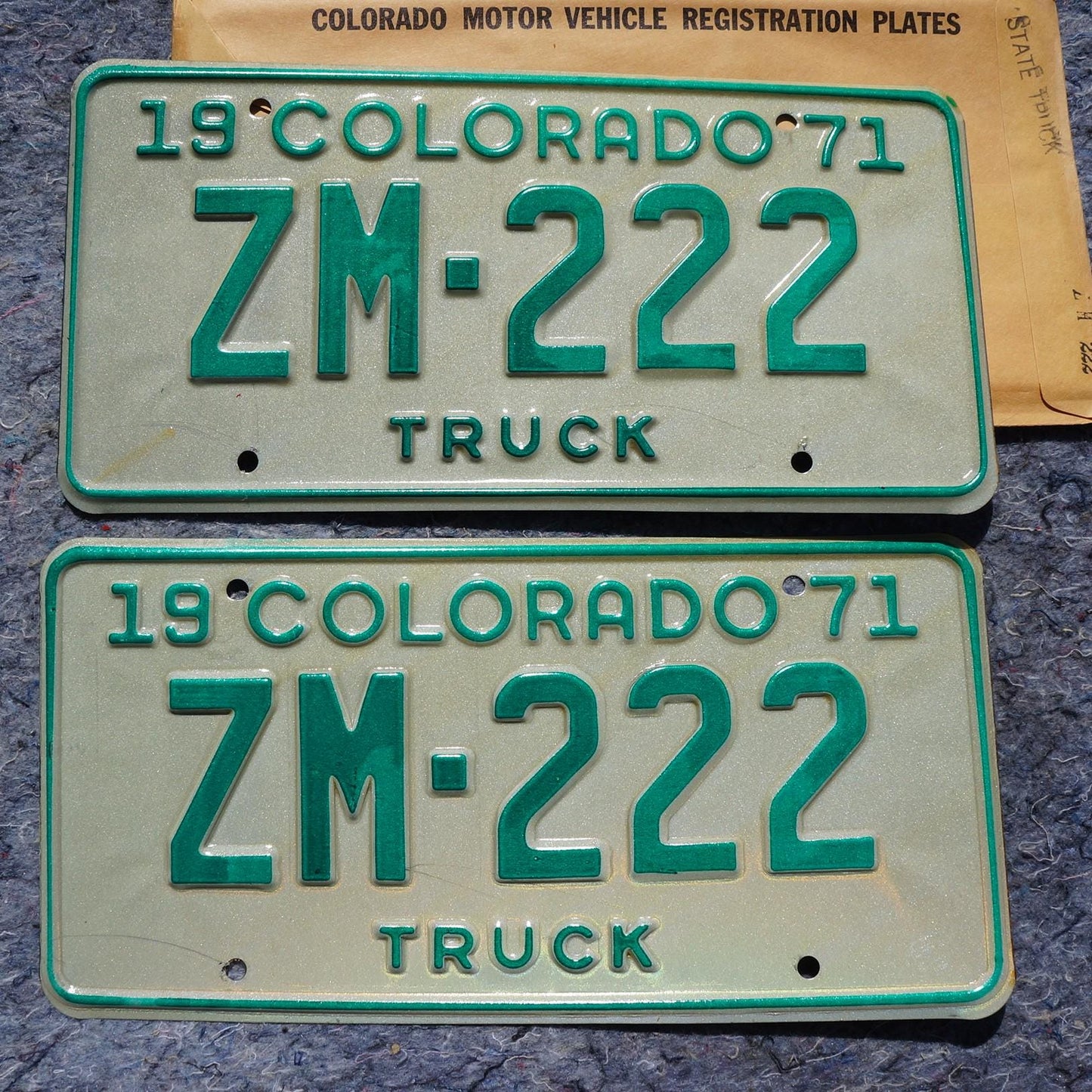 1971 Colorado Truck License Plate PAIR - Unused ZM-222