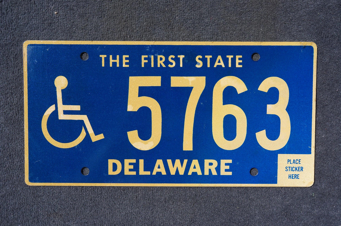 DELAWARE License Plate HANDICAP Wheelchair # 5763