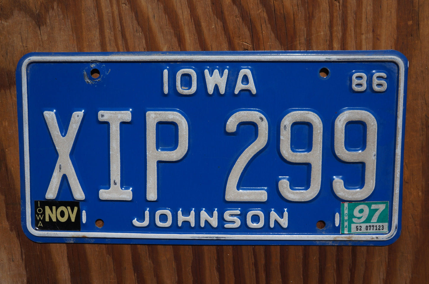 1986 1997 Iowa JOHNSON License Plate Blue # XIP - 299