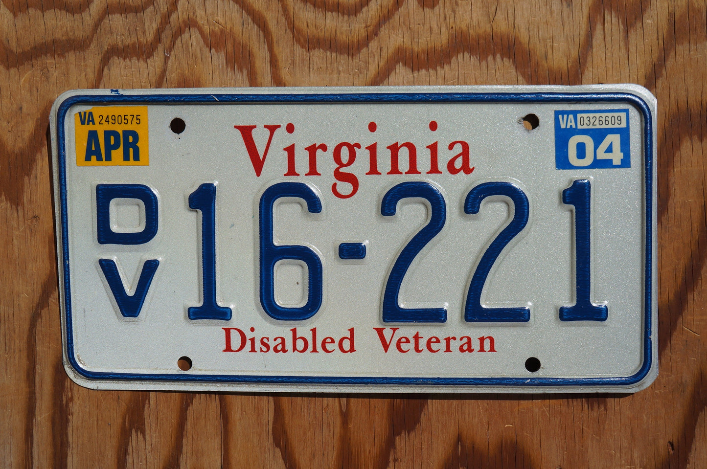 2004 Virginia DISABLED VETERAN Vintage License Plate # DV 16 - 221
