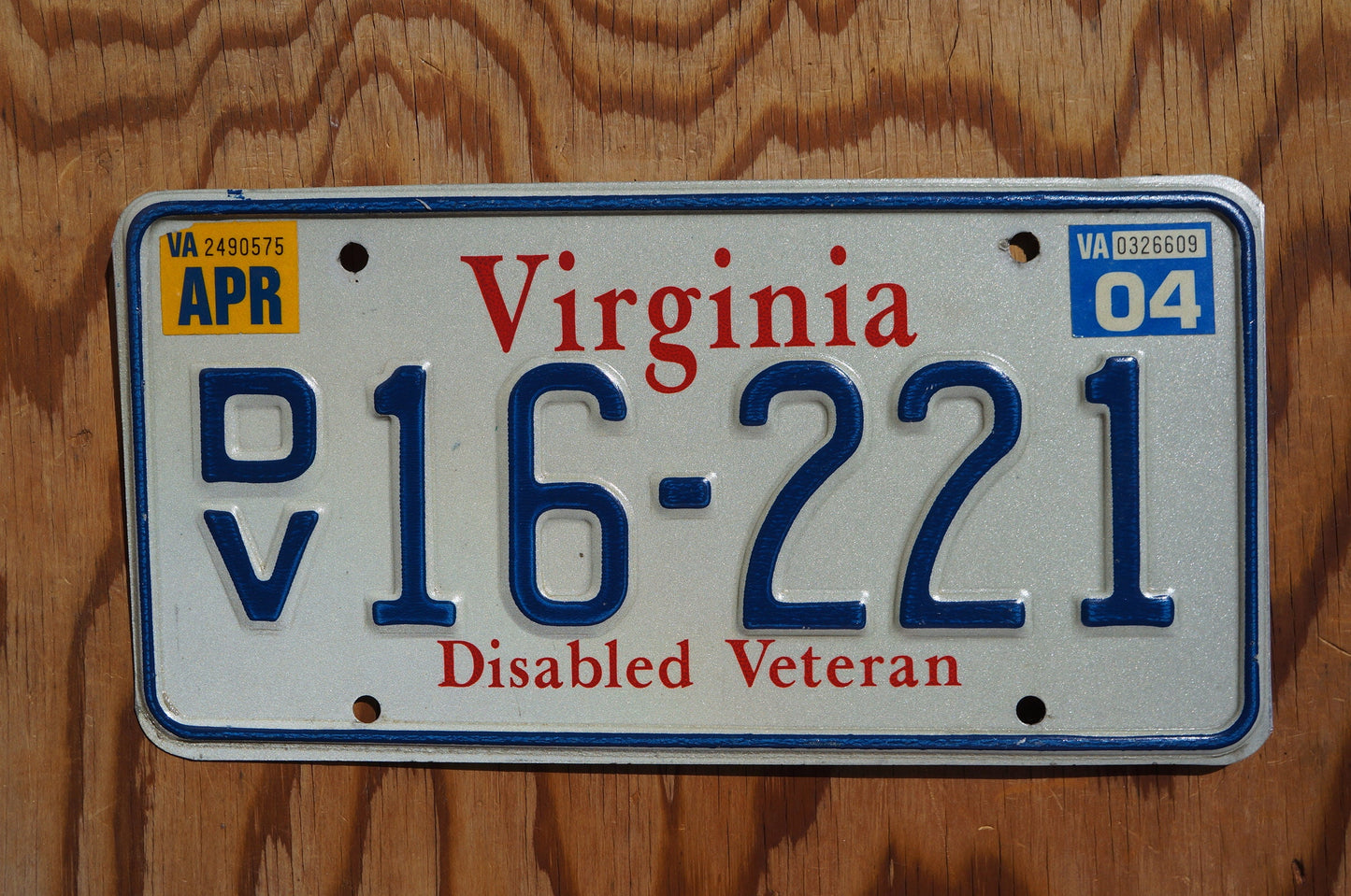 2004 Virginia DISABLED VETERAN Vintage License Plate # DV 16 - 221
