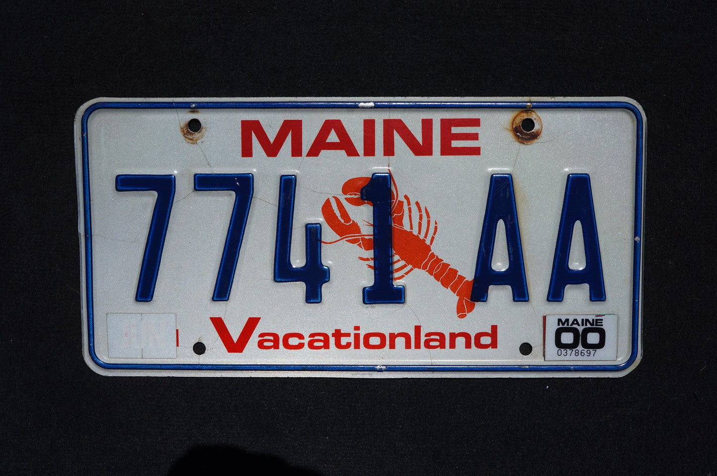 2000 Maine LOBSTER License Plate # 7741 AA - Vacationland