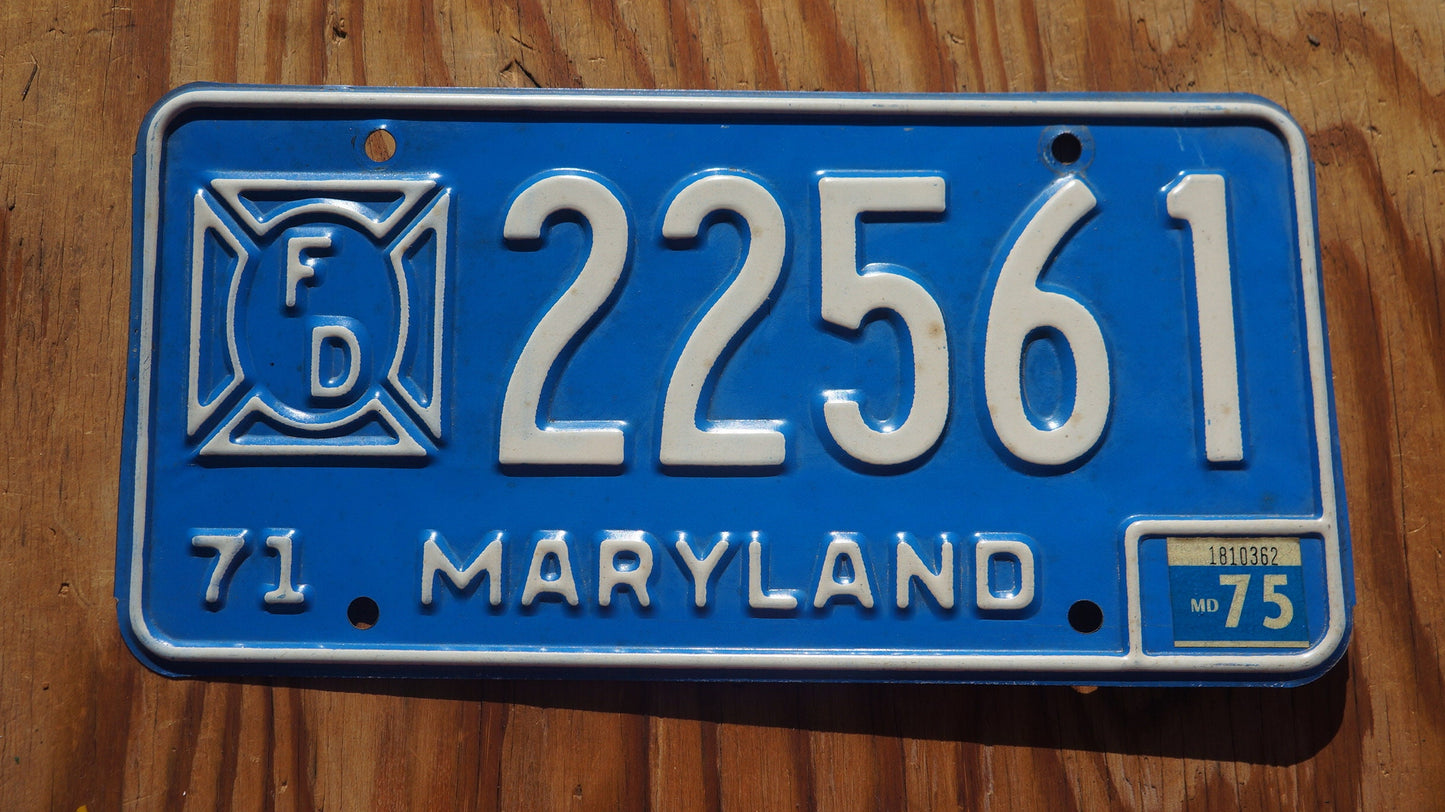 1971 to 1975 Maryland Firefighter Fire Department Blue License Plate # 22561
