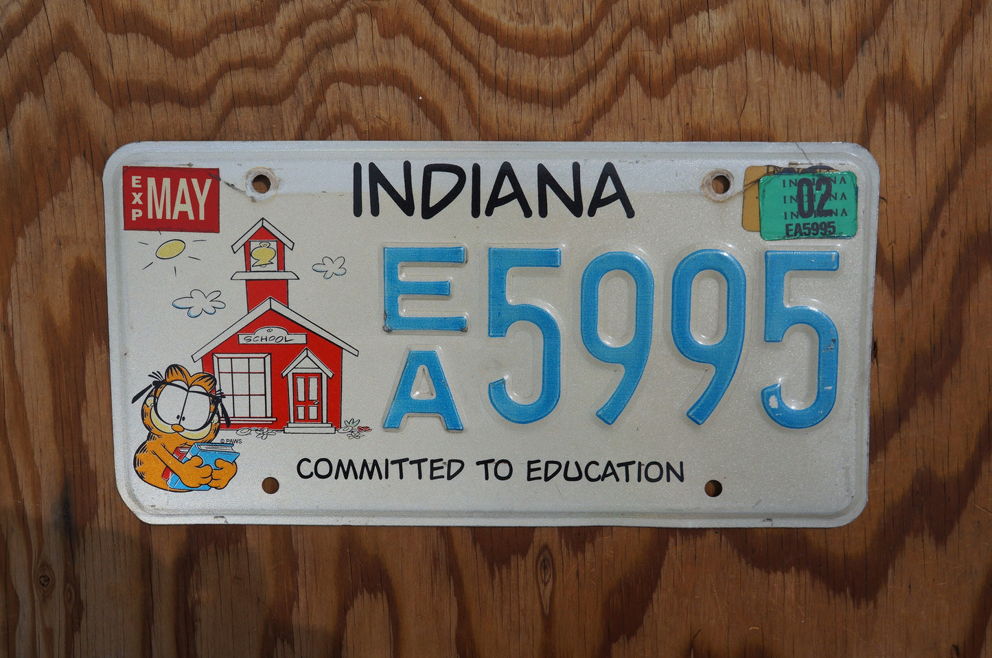2002 Indiana COMMITTED TO EDUCATION Graphic License Plate - Garfield Cat School
