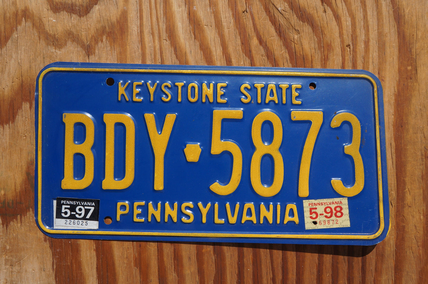 1997 1998 Pennsylvania KEYSTONE STATE Blue License Plate