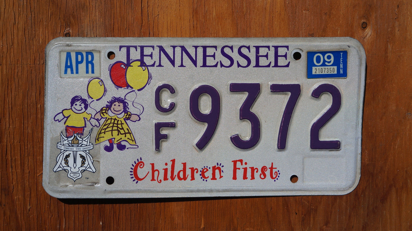 2009 Tennessee CHILDREN FIRST Graphic Colorful License Plate - Kids Balloons