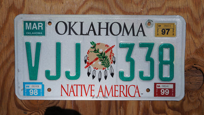 Oklahoma DREAM CATCHER Native America  Vintage Graphic License Plate Good Condition