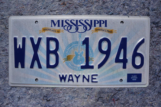2004 Mississippi Embossed Guitar License Plate # WXB 1946