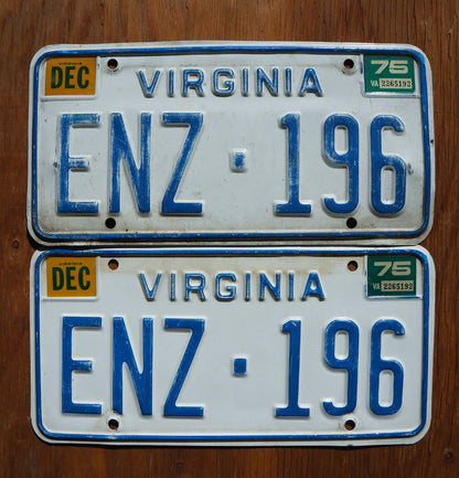 1975 Virginia Vintage White License Plate Pair / Set# ENZ - 196