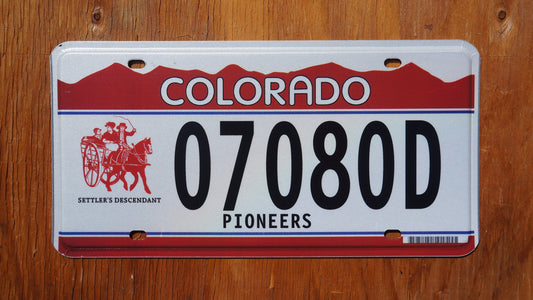 Colorado PIONEER Red License Plate - Horse and Wagon - Settler's Descendant