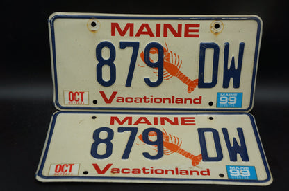 1999 Maine LOBSTER License Plate PAIR / SET - Vacationland
