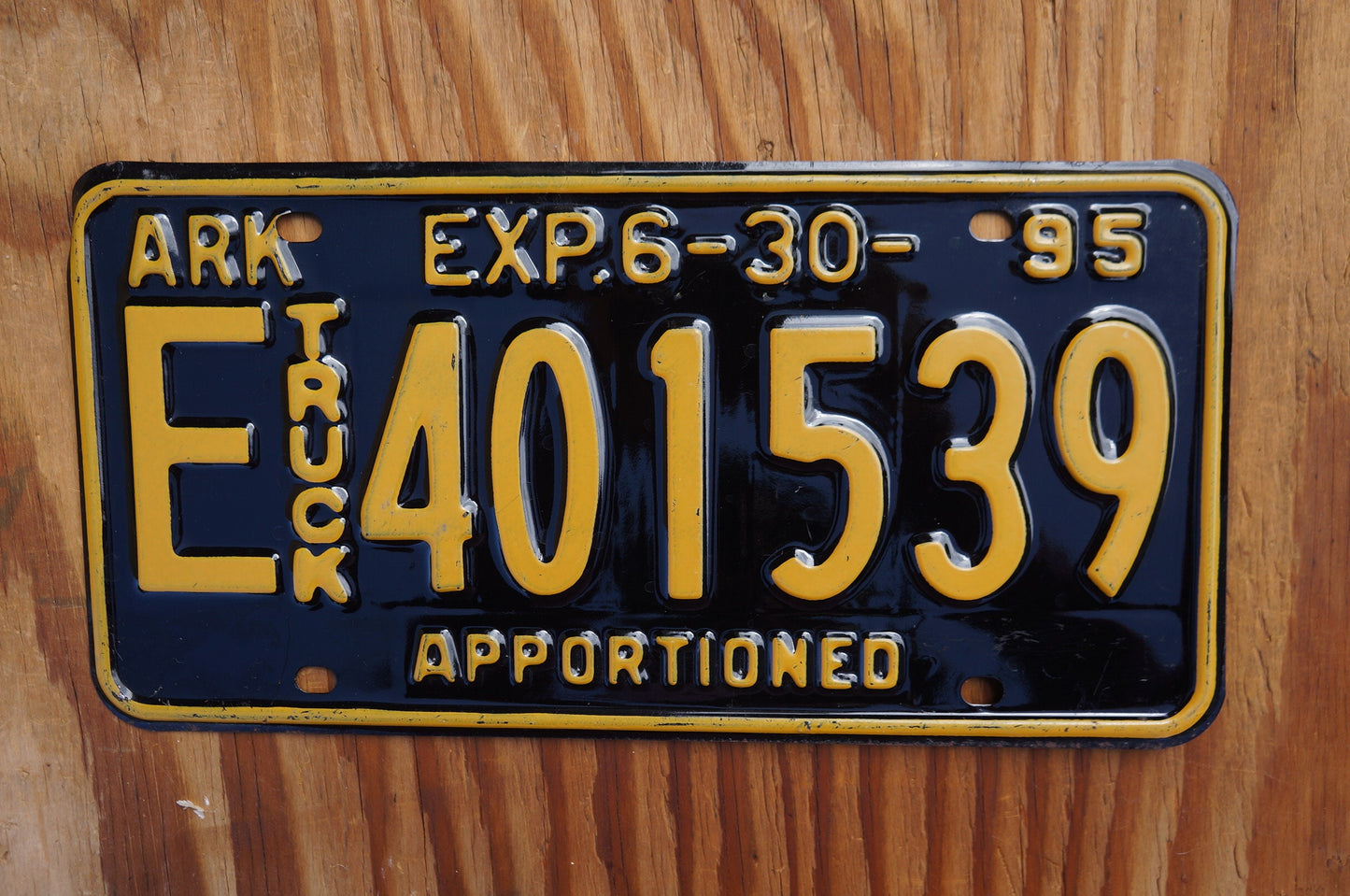1995 Arkansas TRUCK APPORTIONED License Plate