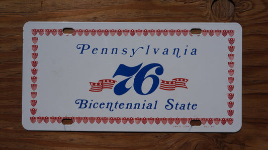 1976 Pennsylvania PORCELAIN Bicentennial Front License Plate