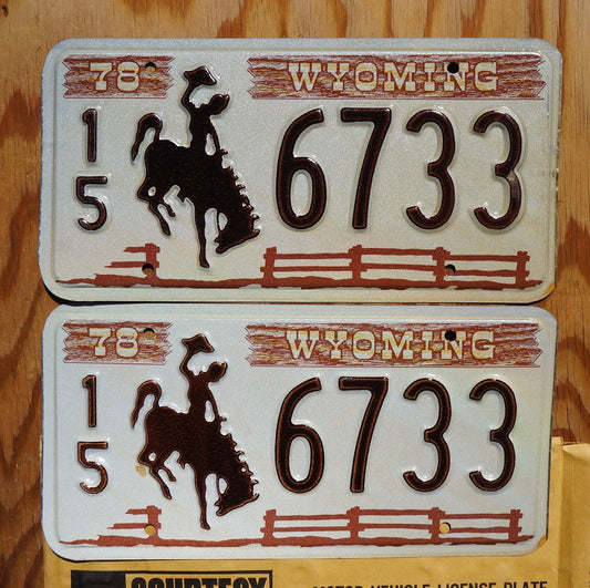 1978 Wyoming Cowboy License Plate Pair: Horse Fence Design