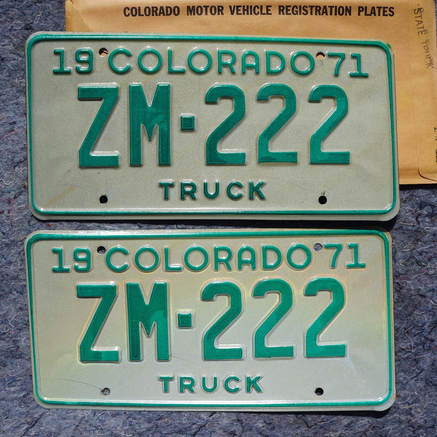 1971 Colorado Truck License Plate PAIR - Unused ZM-222