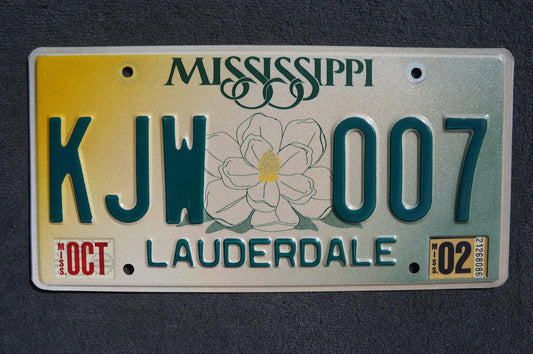 2002 Mississippi Large Magnolia License Plate - KJW 007