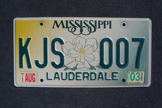 Mississippi Large Magnolia License Plate - KJS 007