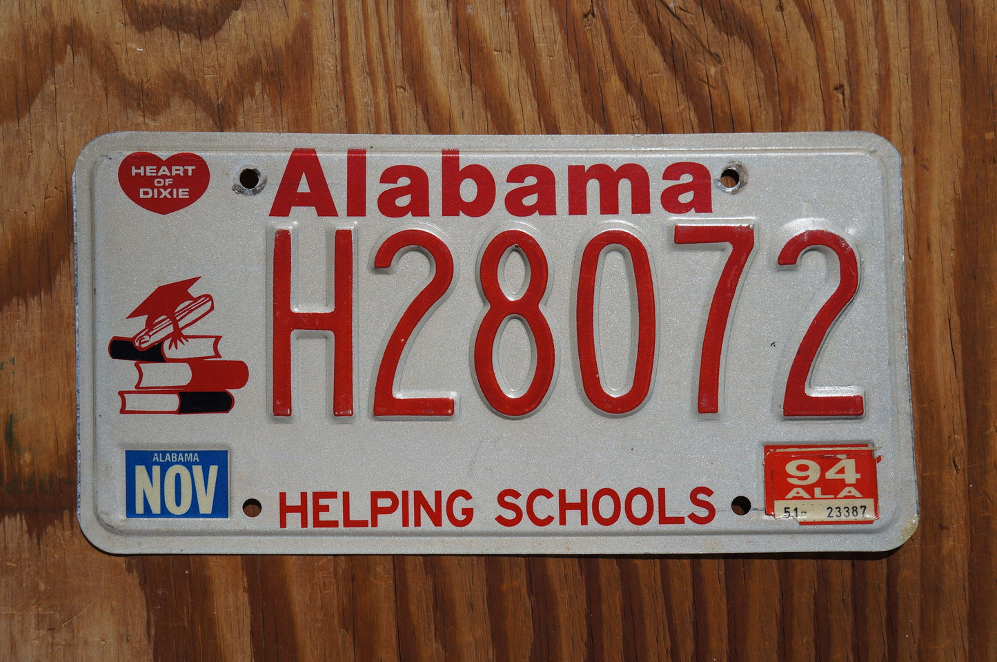 1994 Alabama Helping Schools Vintage License Plate - Education Books Students