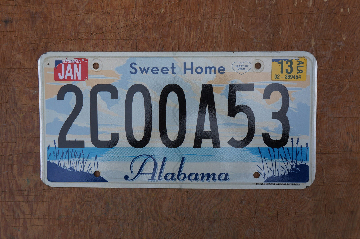 One or More - ALABAMA SWEET HOME Colorful Graphic License Plate