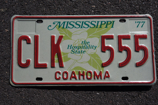 1977 Mississippi Magnolia Flower Graphic The Hospitality State License Plate COAHOMA County # CLK 555