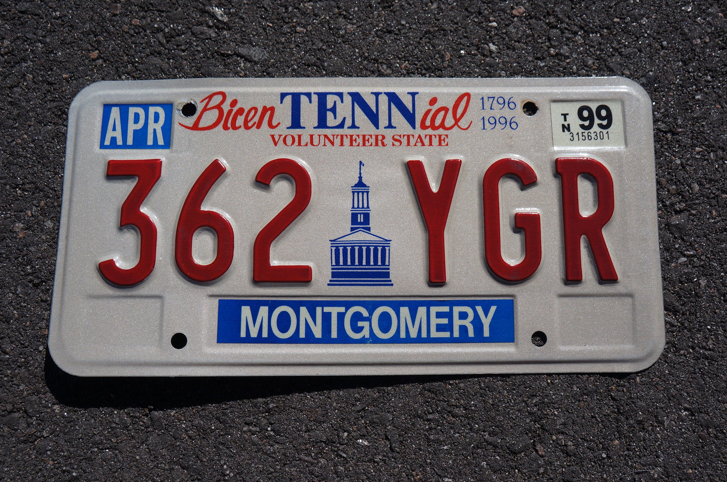 1999 Tennessee BICENTENNIAL License Plate # 362 YGR - Montgomery County