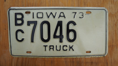 1973 Iowa TRUCK License Plate # BC 7046