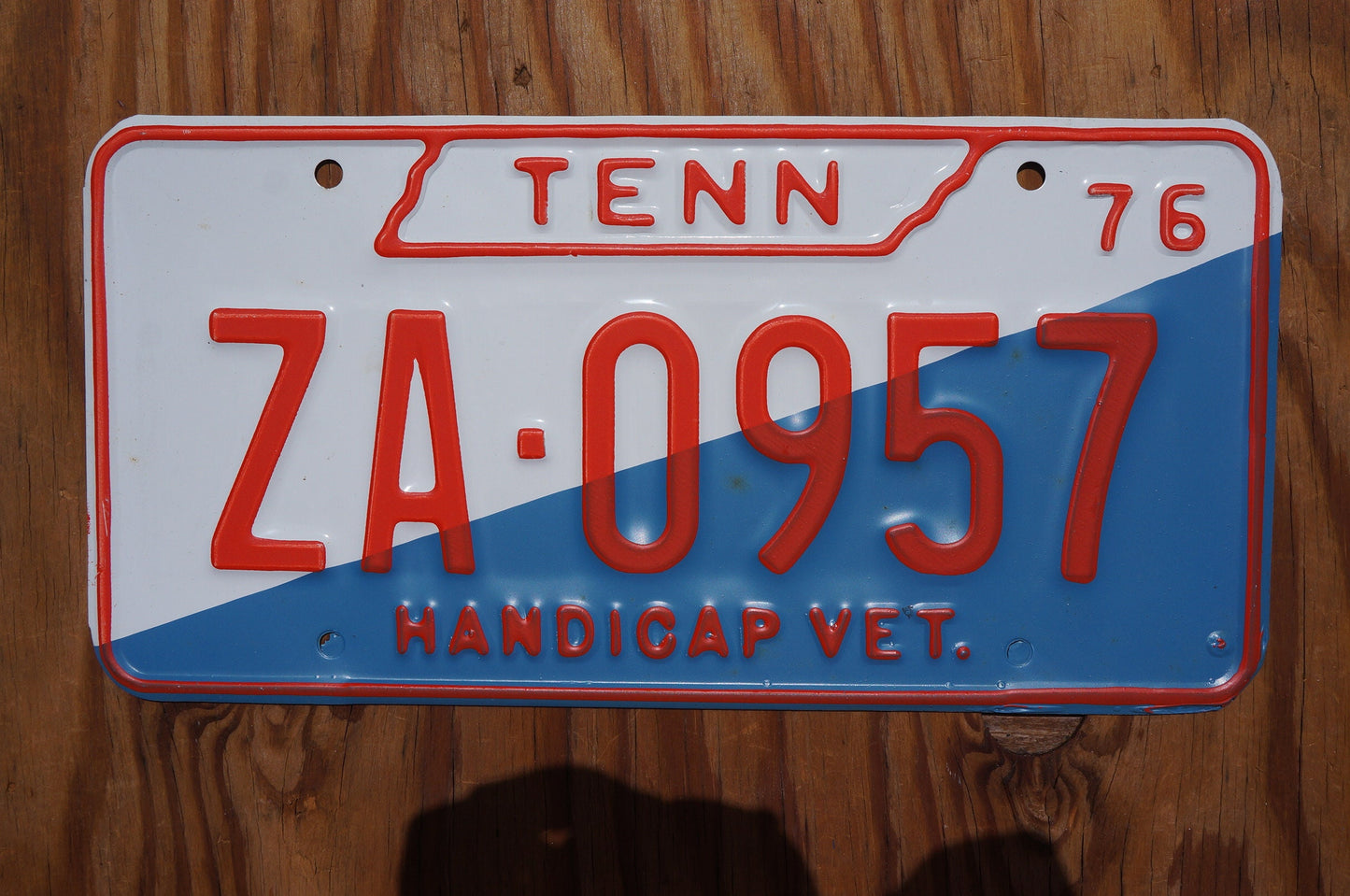 1976 Tennessee HANDICAP VET Vintage License Plate