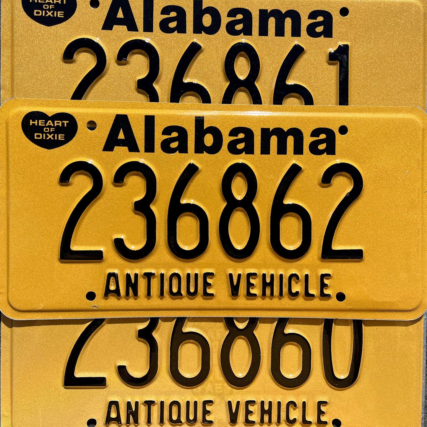 Alabama Antique Vehicle License Plate: Heart of Dixie, Yellow Tag