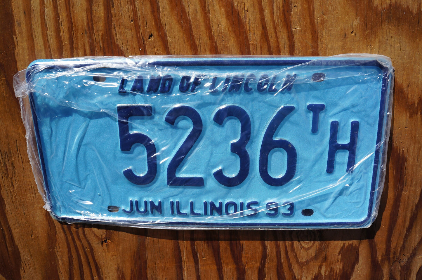 Mint 1993 Illinois Blue License Plate Set / Pair # 5236 Unissued with original packaging
