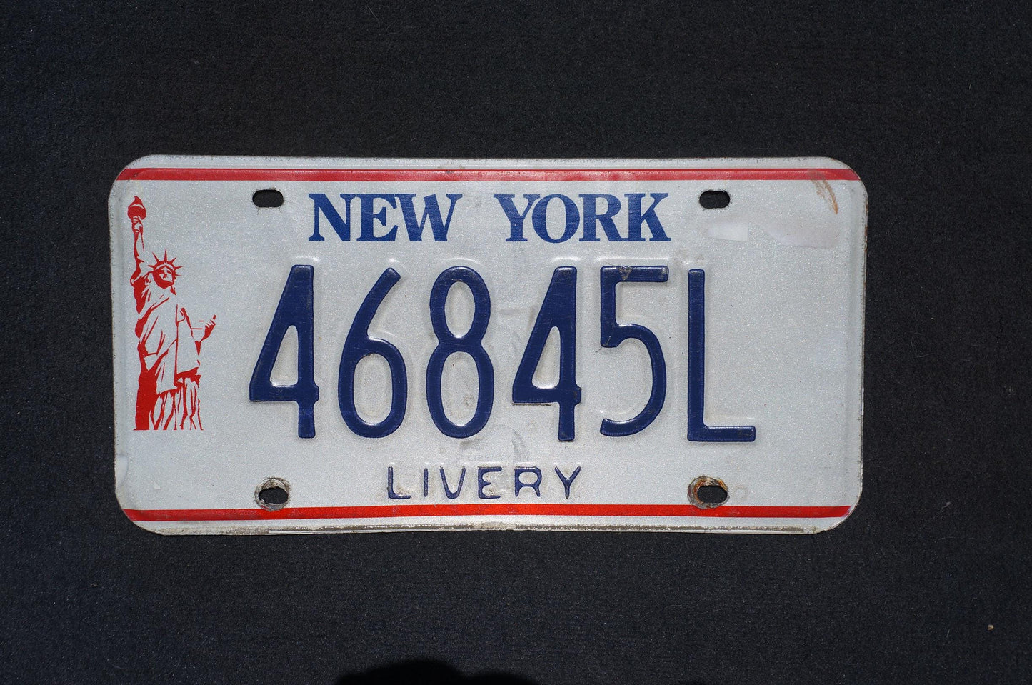 New York LIVERY Statue of Liberty Vintage License Plate