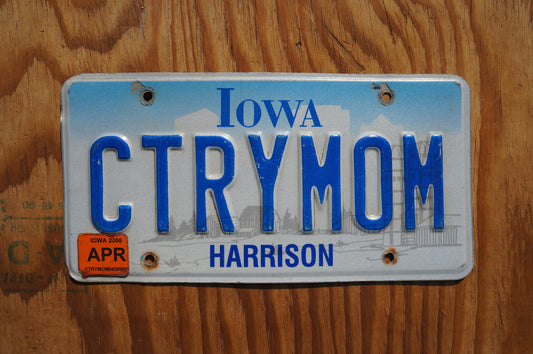2006 Iowa Country Mom Vanity License Plate Harrison county - CTRY MOM