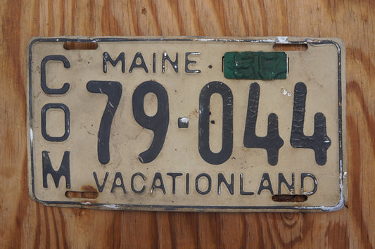 1955 Maine Commercial License Plate - Vacationland
