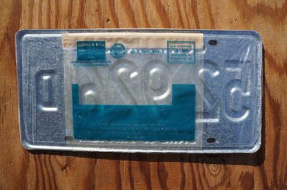 Mint 1994 Illinois Yellow License Plate Set / Pair # 52926 D - Unissued with original packaging