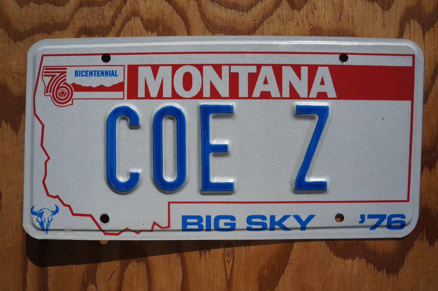 1976 Montana Cozy Vanity License Plate - COEZ