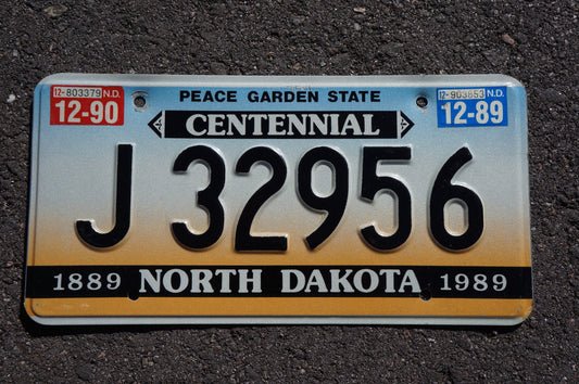 1989 1990 North Dakota Centennial License Plate
