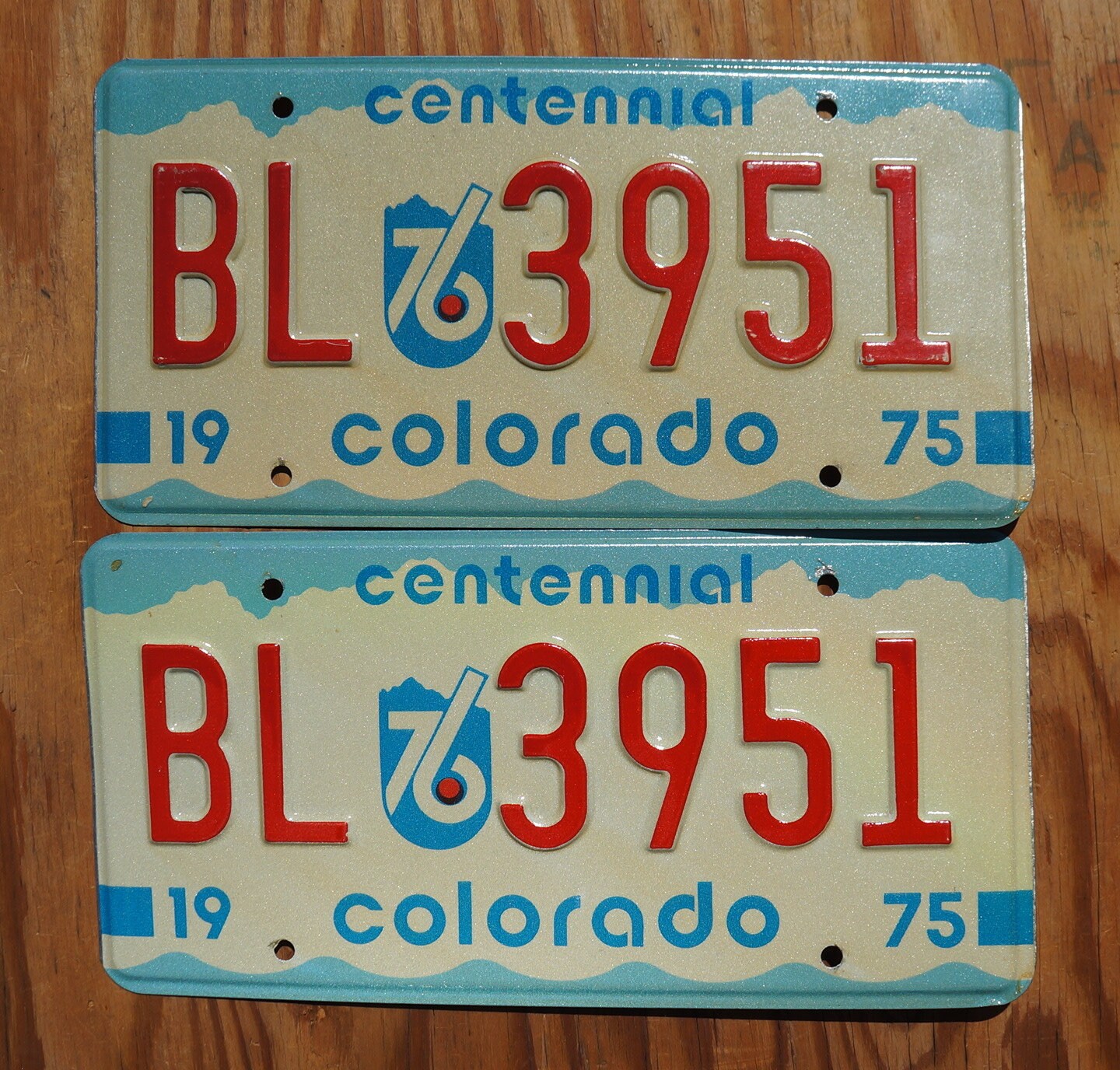 1975 1976 1977 Colorado Bicentennial License Plate Pair