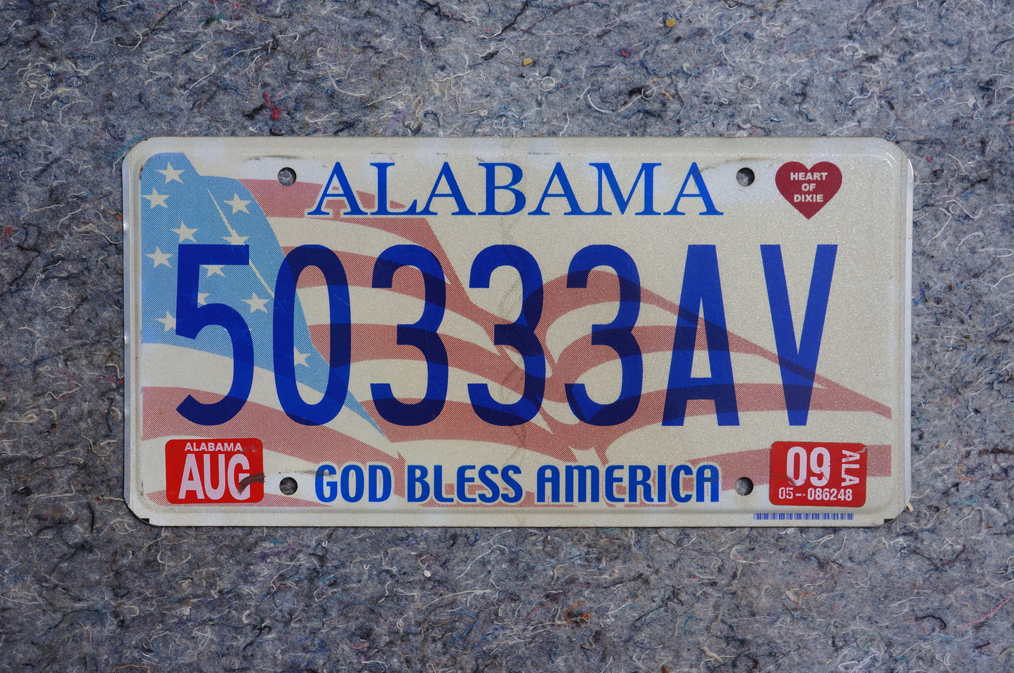 2009 Alabama GOD BLESS AMERICA License Plate # 50333AV